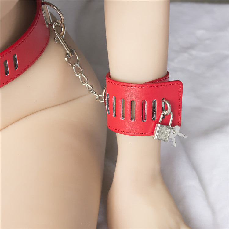 Bondage Boutique Leather Chastity With Wrist Cuffs And Lock cuff detail