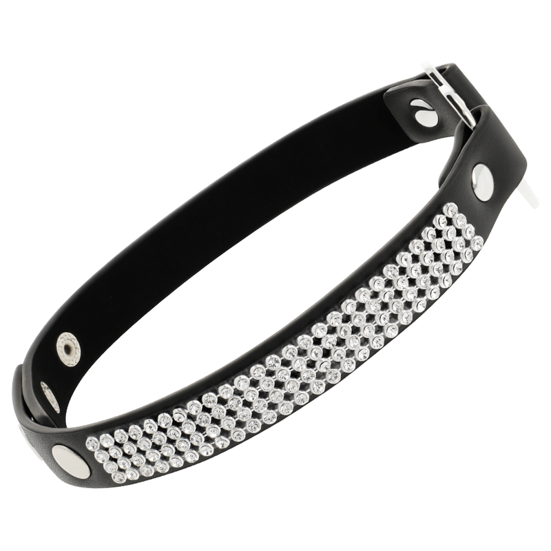 Coquette Hand Crafted Choker Vegan Leather - Heart detail
