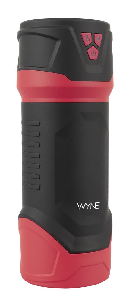 WYNE 04 with cap