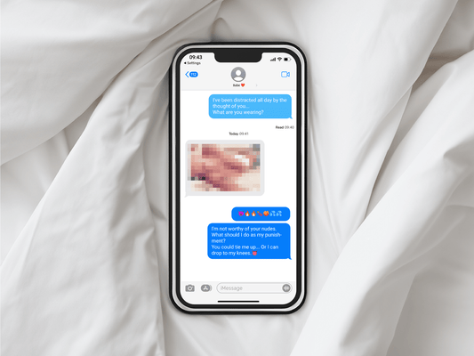 The Ultimate Guide on How to Sext - Loveangels