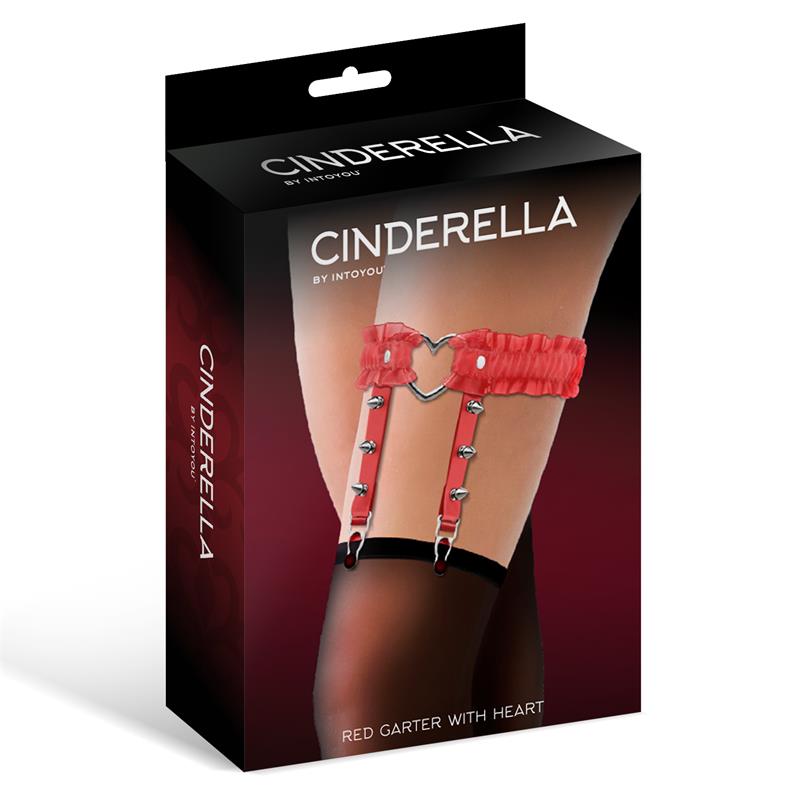 Cinderella Garter With Heart And Ruffles red box