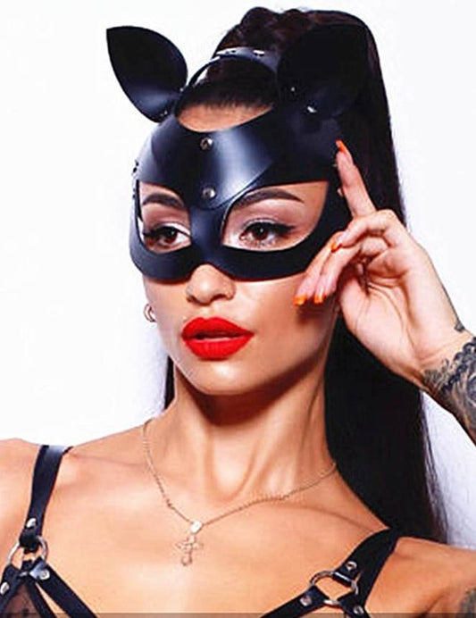 Loveangels Vegan Leather Cat Mask on model