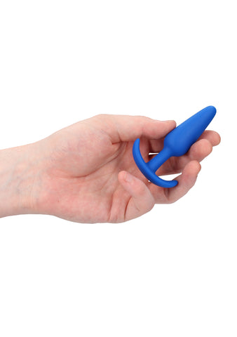 ShotsToys Slim Butt Plug in hand