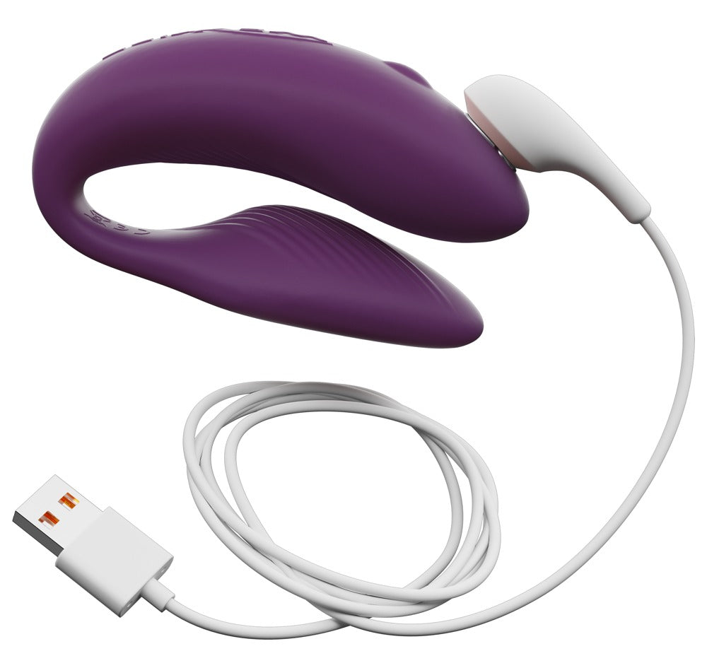 We-Vibe Chorus charging