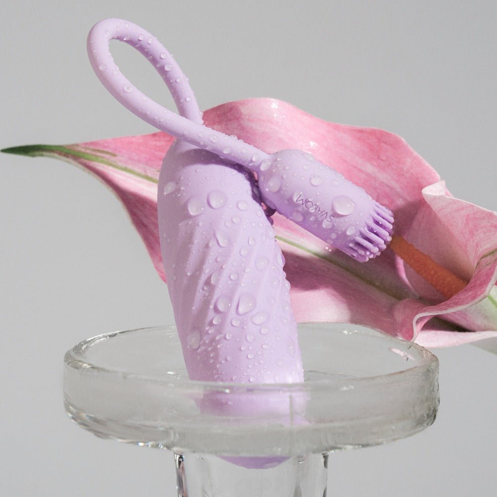 Svakom Plume Flexible Brush-Tail Bullet Vibrator - Loveangels