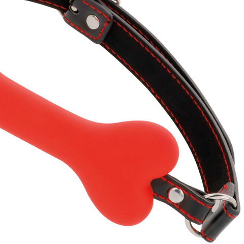 Darkness Silicone Bone Gag red closeup