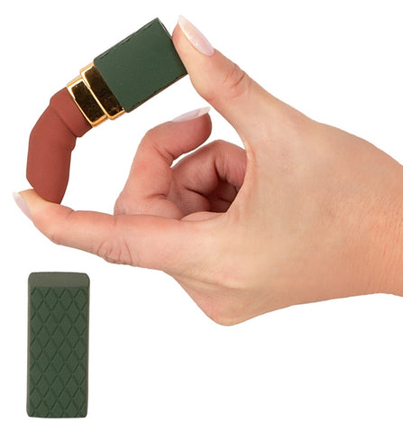 Emerald Love Luxurious Lipstick flexibility
