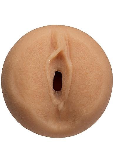Main Squeeze Blair Williams vagina opening